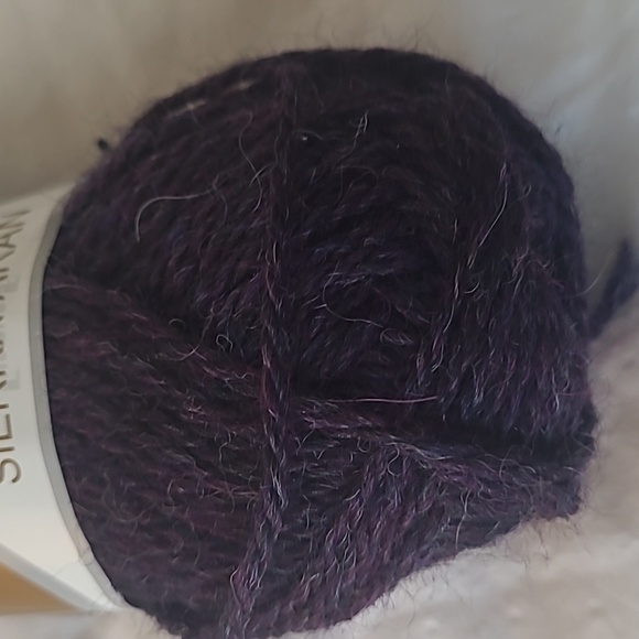 Elann.com Collection Yarn "Sierra Aran" - Picture 2 of 3